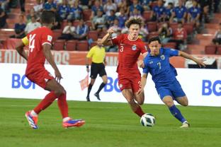 对阵新加坡的比赛，国足球员的基本功到底有多差？